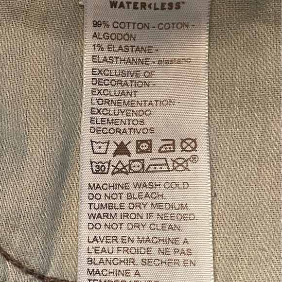 Levi’s Signature 11” Denim Shorts NWT - Picture 5 of 6